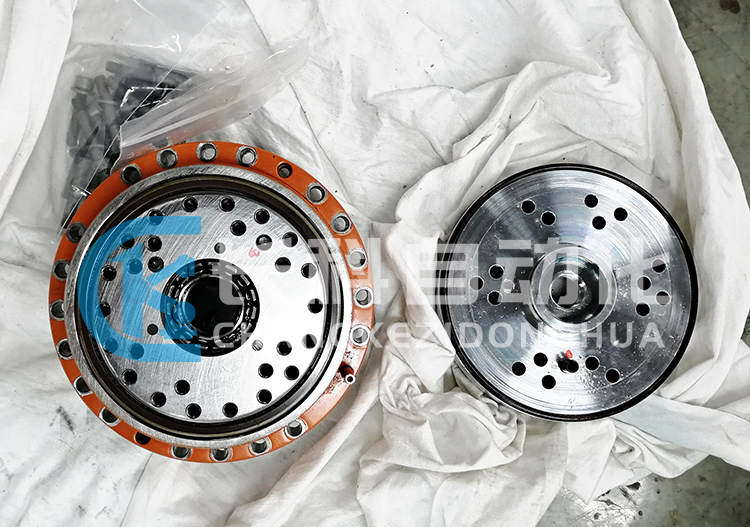 庫(kù)卡減速機(jī)00-146-924維修 庫(kù)卡減速機(jī)00-146-924維修