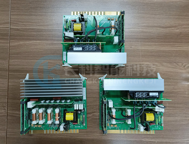 Nidec Sankyo三協(xié)機器人控制柜板子0570170N Nidec Sankyo三協(xié)機器人控制柜板子0570170N